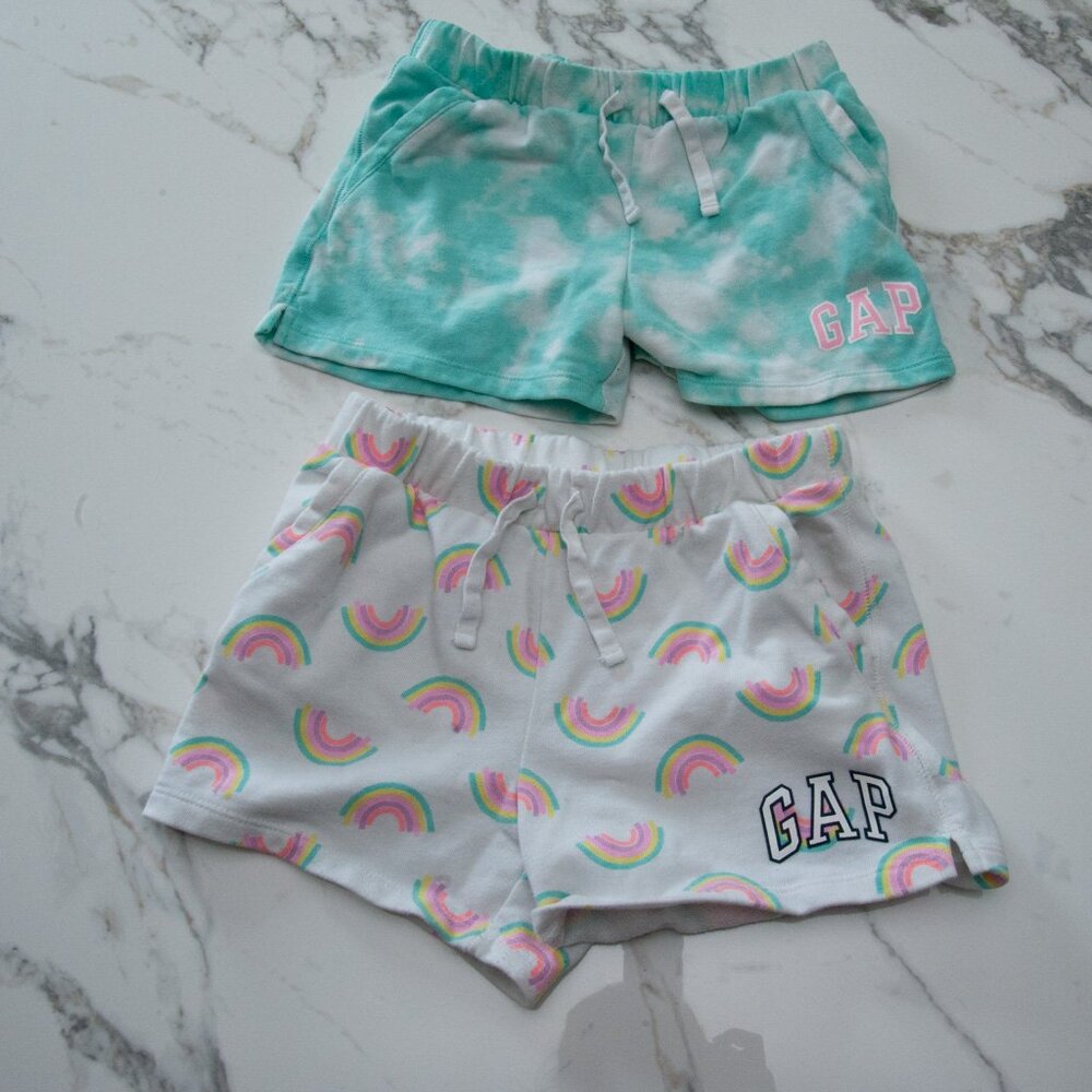 2 Pairs of Girls Gap Cotton Pull On Sweat Shorts Aqua Tie Die and Rainbow Large